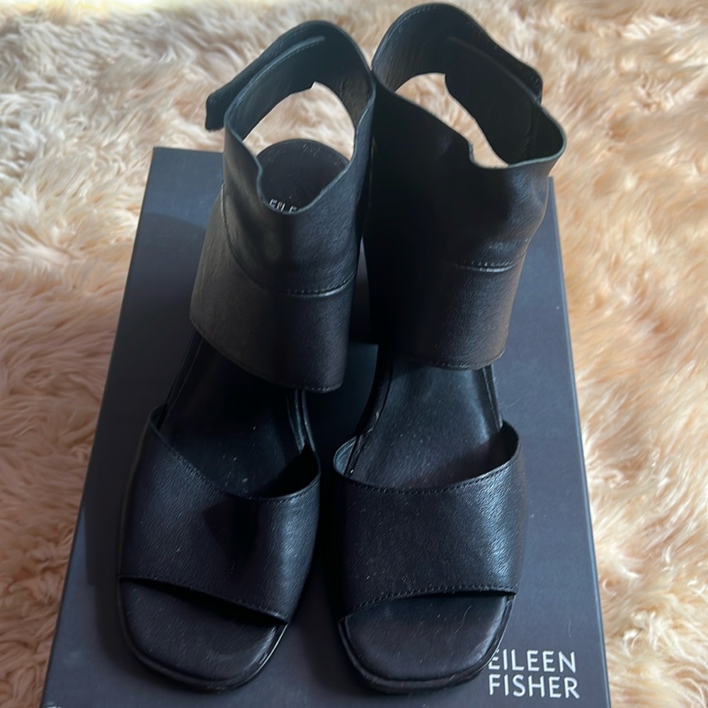 Eileen Fisher Arts Cuff Ankle Heel Sandals Leather Black 3" Heel